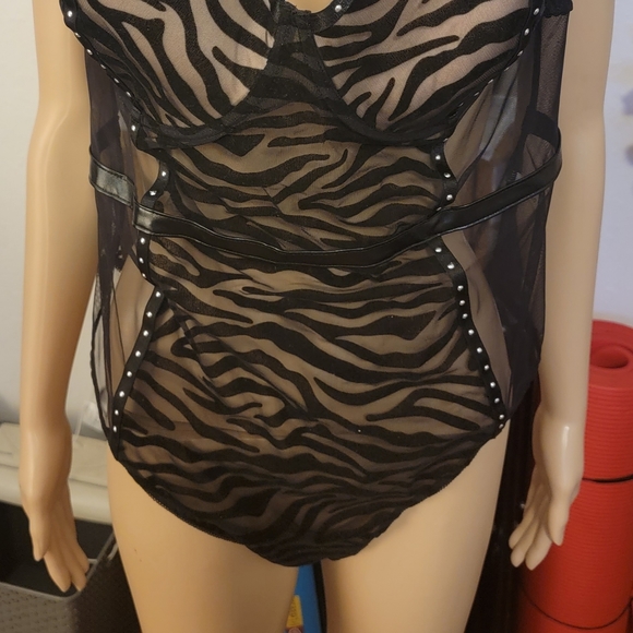 Black lingerie 1 pc - Picture 2 of 3